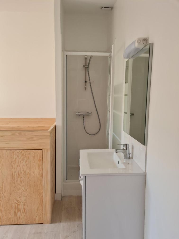 Chambre Privee Dans Maison D'Hotes 瑟农 外观 照片